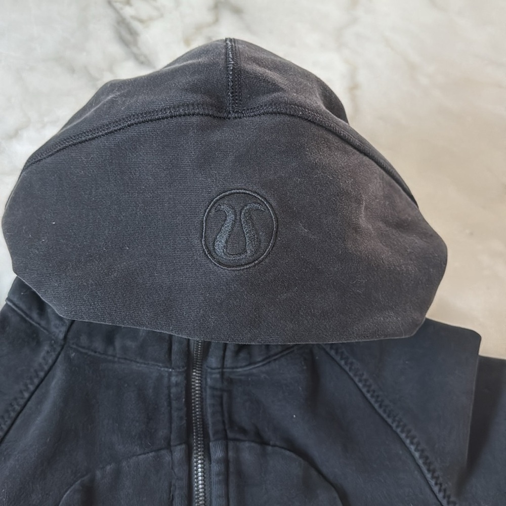 Lululemon Pleat To Street Hoodie Zip Jacket Pleated Back Jacket Black Sz 2 - Picture 13 of 16